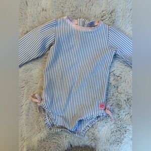Ruffle butts seersucker rashguard 12-18 month